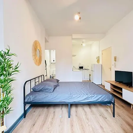 Cosy Centre Historique Apartment Laon