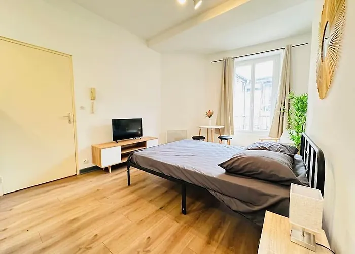 Cosy Centre Historique شقة لووْ